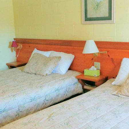 Westport Station Motel חדר תמונה