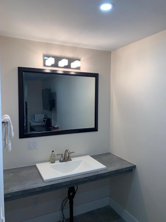 Westport Station Motel מראה חיצוני תמונה